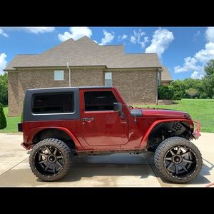 Meet your Posher, Maxwell